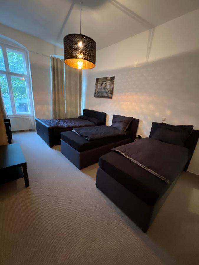 Apartment Fuer Familien, Freunde Oder Groessere Gruppen Bis Zu 8 Personen In Der Naehe Des Berliner Hauptbahnhofs Ngoại thất bức ảnh